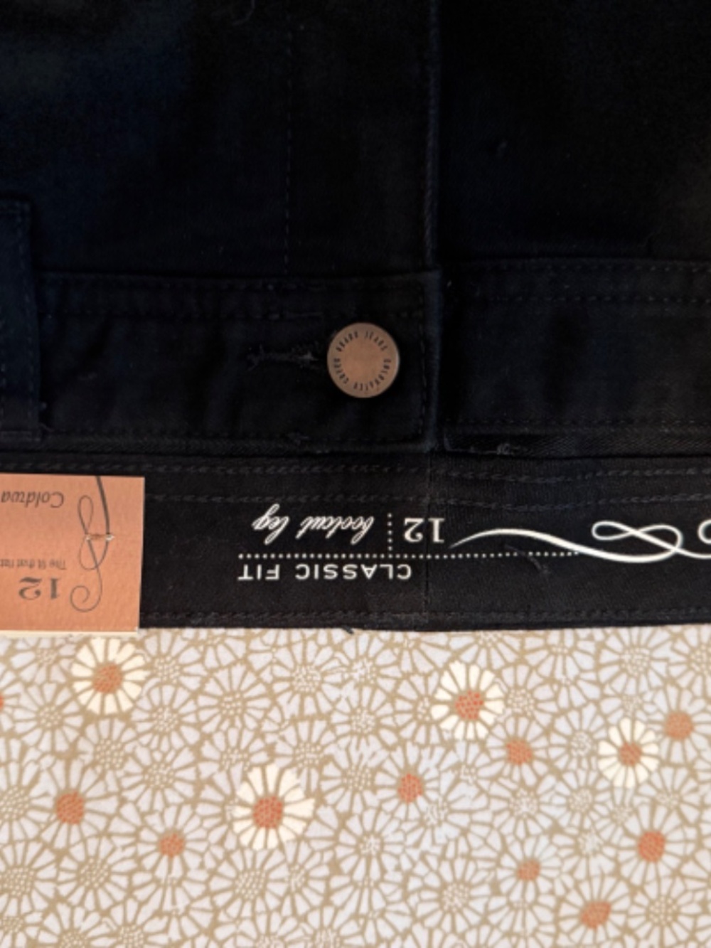 NWT Coldwater Creek Classic Fit Booted Leg Dark Wash Jeans size 12 - Picture 2 of 9